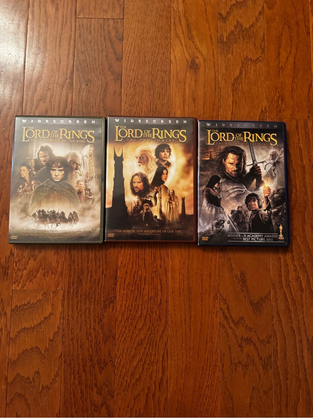 The Lord of the Rings Trilogy DVD Bundle (Widescreen)